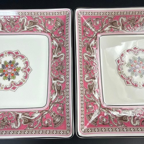 Wedgwood florentine fuchsia - florentine,