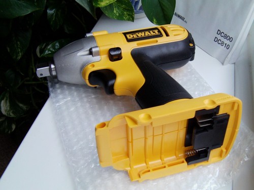 Dewalt dc810k 28v ion 2 - dc810k, li-ion