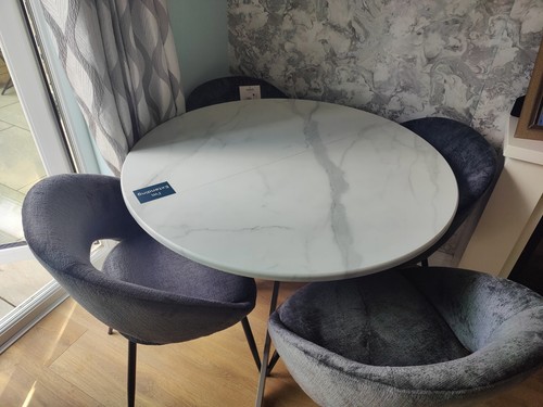 Dining set with four - set,