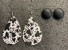 2 pairs of large soft leather