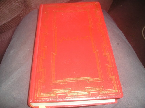 Agatha christie death - agatha,