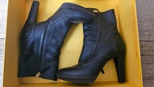 Fendi boots dark brown high heel size UK 6 (39) used in excellent condition