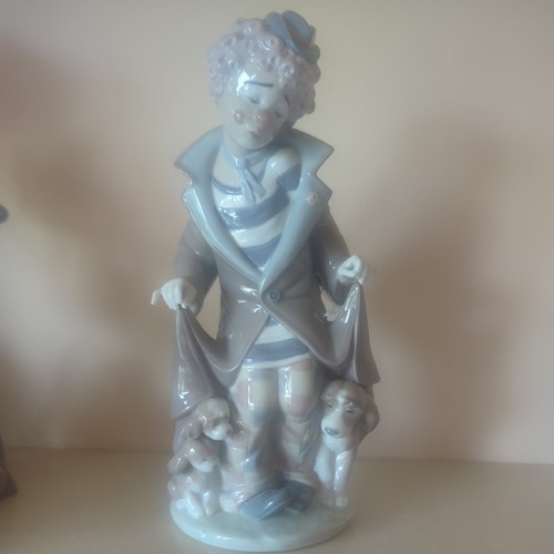 Lladro clown 5901 surprise - clown,