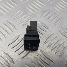 TOYOTA AVENSIS HEADLIGHT HEIGHT LEVEL ADJUSTMENT SWITCH T270 MK3 2016 8415202080