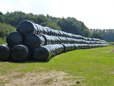 Photo A3 A very long black