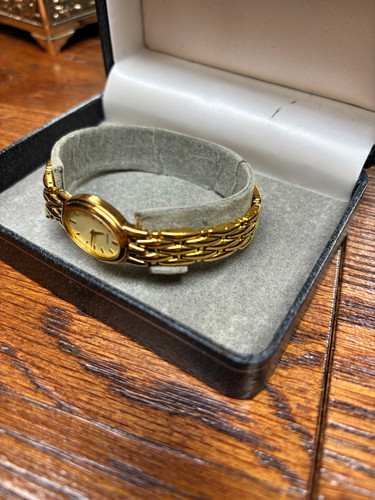 Seiko women gold tone - gold-tone, oval