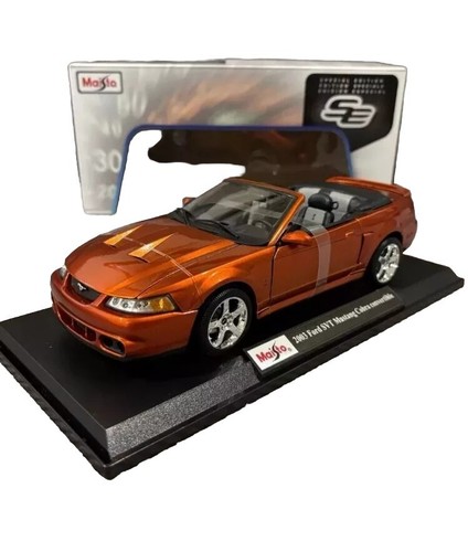 Maisto 2003 ford mustang - se,