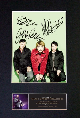 Manic street preachers signed - manic,
