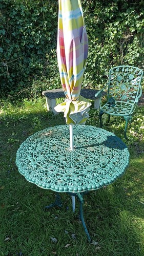 Cast aluminium bistro antique - cast,