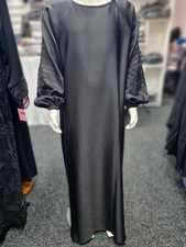 Tiktok Material Girls Fancy Abaya With Fancy Beaded Sleeves And Zip