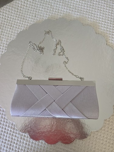 Beautiful minaudiere shoulder