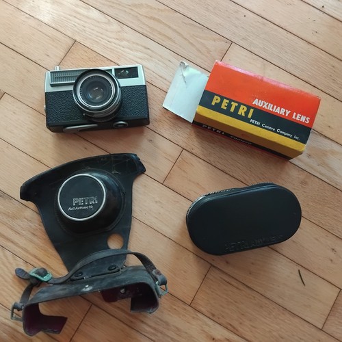 Petri prest camera - camera,, and