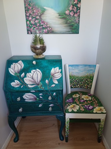 Unique stunning hand painted - unique, hand-painted