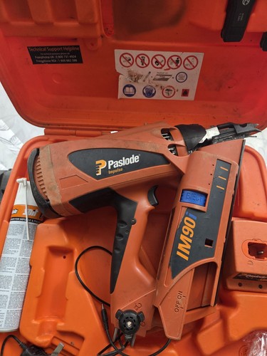 Paslode im90i first fix - first, gas