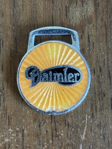 Vintage daimler keyfob badge - daimler,