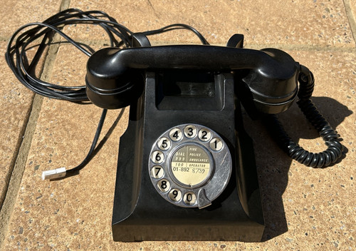 Vintage black bakelite - vintage,