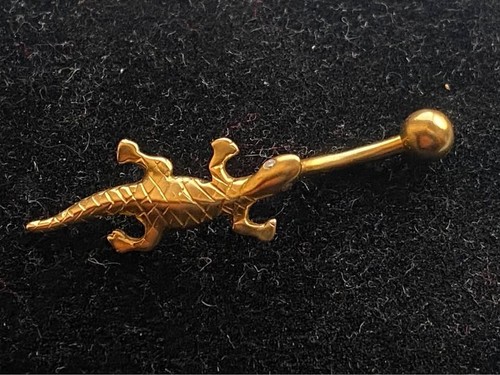 9ct gold lizard - , with