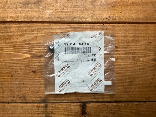 Genuine yamaha bolt button - genuine, yamaha,