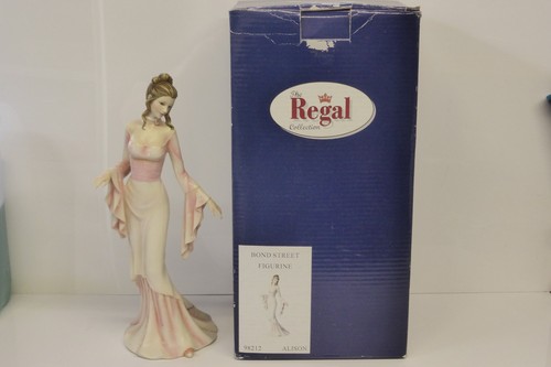 Regal bond street - street, figurine-