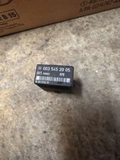 GENUINE MERCEDES 190E W124