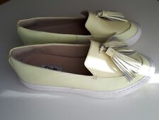 NEW CLARKS COLL BEACH PALE
