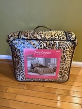 Juicy Couture Queen Leopard