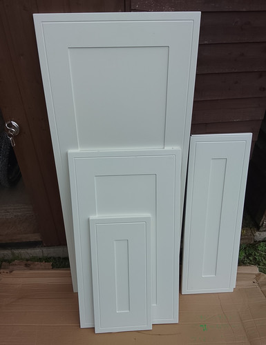 Wren kitchens edwardian cream - kitchens,