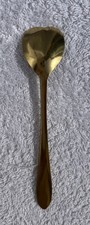 Teaspoon gold-coloured heart