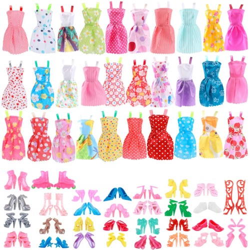 Barbie doll clothes bundle - clothes,