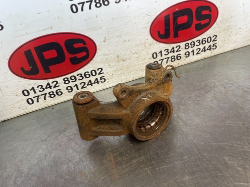 Left rear hub knuckle - , x