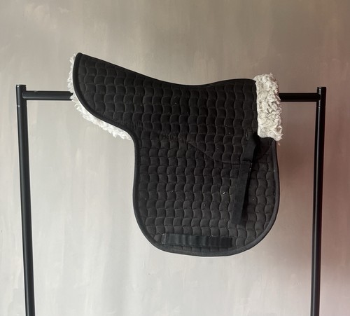 Shires half lined numnah black - half,