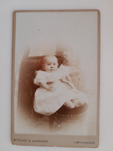 Cabinet card cute baby - cute,