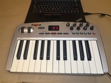 *M Audio Oxygen 8 V2 MIDI