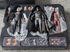 MEZCO Zack Snyder’s Justice League One:12 Collective Deluxe 3 Figure Box Set.