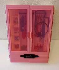 Barbie Portable Carry Case Wardrobe ~ 2018 ~ Mattel ~ Pink and White 
