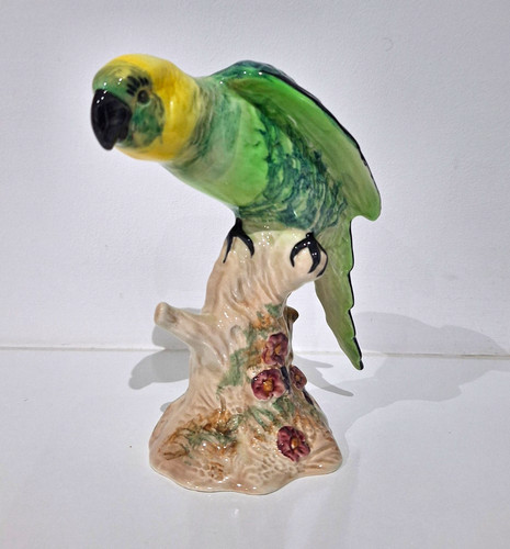 Beswick parrot bird - beswick,