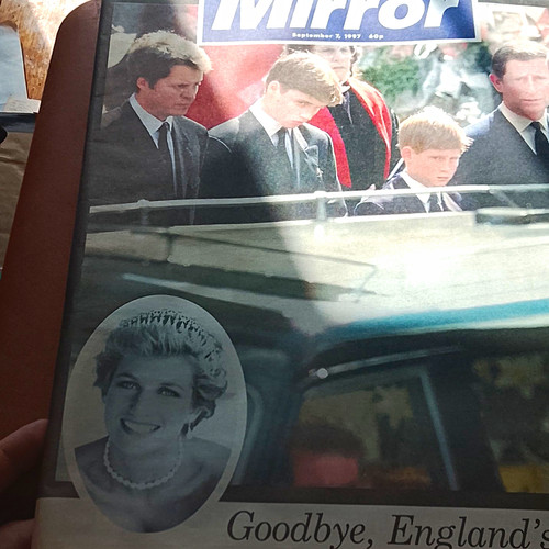 Mirror newspaper sept 1997 - mirror,