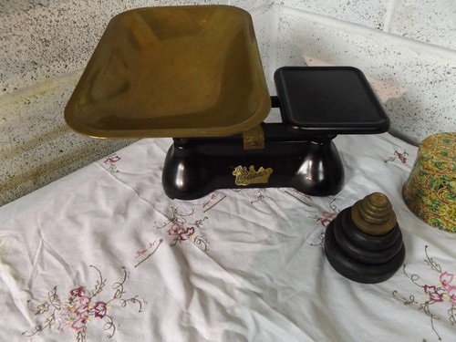 Reproduction counter balance - counter,