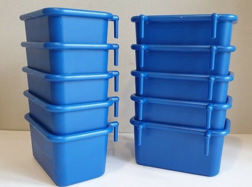 Square feeder water cups - square,