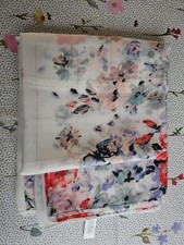 Scalf Large Polyester 76" X