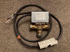 Honeywell 3-Port Mid Position Valve 22mm V4073A1039