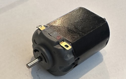 Hornby pole motor - 5,