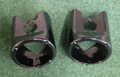 Pair reflector brackets - a,