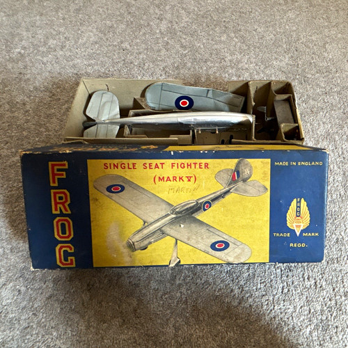 Dinky toys r t - dinky,