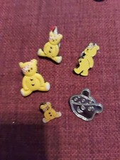 A/Collection Of Pudsey Bear Children In Need Pin Badge Set