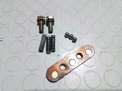 Lid fixed balls gear - , for