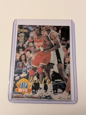 Upper Deck 1994 Basketball Collectors Choice Gold Signature Dlajuwon 175