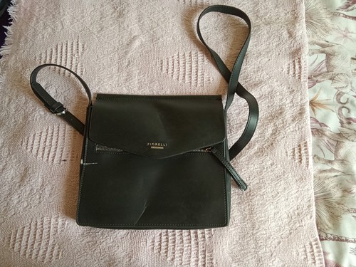 Fiorelli handbag has some - fiorelli,