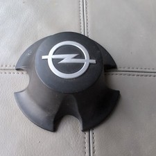 one opel wheel centre cap