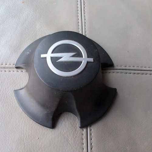 One opel wheel - opel, centre